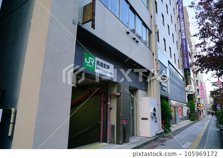 JR Sobu Main Line Bakurocho Station 105969172
