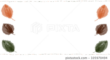 Winter leaves copy space 105970494