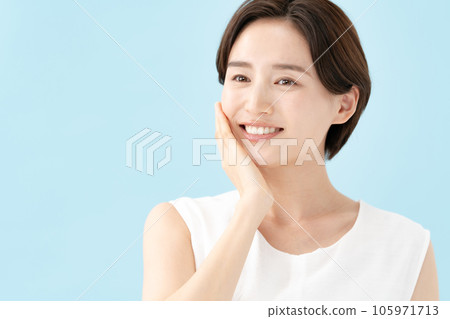 美容滋潤女性 美容滋潤女性 105971713