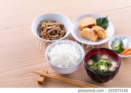 Image of breakfast 105973180