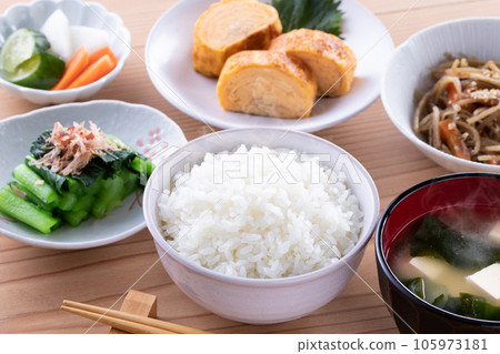 早餐的形象 105973181