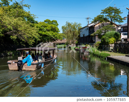 Scenery of Hachimanbori in summer, Omihachiman City, Shiga Prefecture Scenery of Hachimanbori in summer, Omihachiman City, Shiga Prefecture 105977885