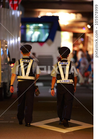 巡邏警察 巡邏警察 105978999