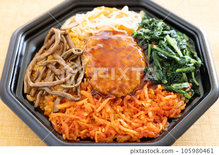 美味的拌飯便當 美味的拌飯便當 105980461