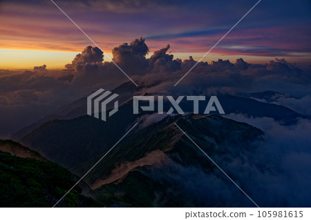 Dusk of Mt. Otenjo 105981615