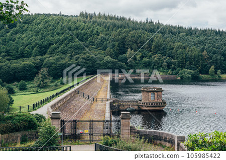 Ladybower Reservoir Dam 105985422