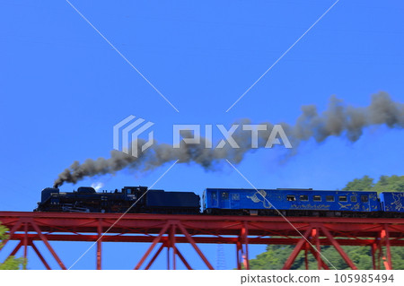 JR Kamaishi Line SL Ginga C58239 steam locomotive blue plate red iron bridge crossing Onigasawa Bridge JR Kamaishi Line SL Ginga C58239 steam locomotive blue plate red iron bridge crossing Onigasawa Bridge 105985494