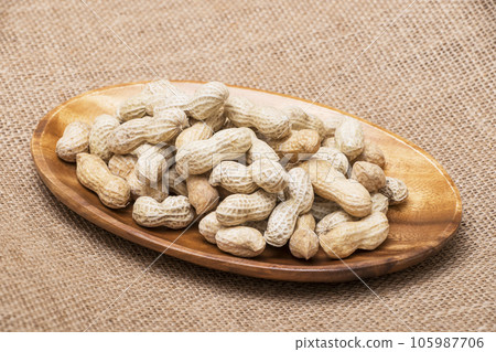Harvested peanuts health food peanuts Harvested peanuts health food peanuts 105987706