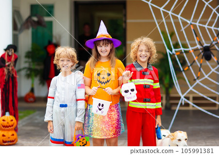 Kids trick or treat. Halloween fun for children. 105991381