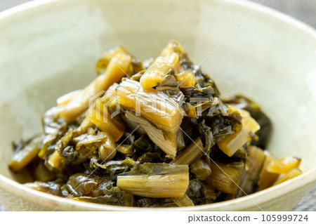 野澤泡菜。泡菜是信州野澤溫泉的特產,也是長野縣的代表性土特產之一。 野澤泡菜。泡菜是信州野澤溫泉的特產,也是長野縣的代表性土特產之一。 105999724