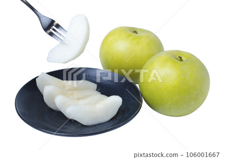 Photo of carved pear with transparent background Aonashi Nijisseiki pear 106001667