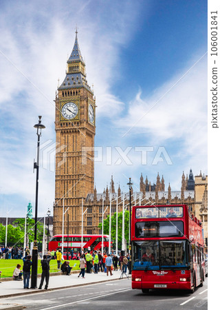 London Big Ben and Double Decker *partially soft focus London Big Ben and Double Decker *partially soft focus 106001841