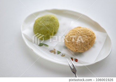 Ohagi on a Western plate Ohagi on a Western plate 106001926