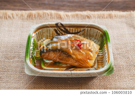 Packed Mackerel Simmered in Miso Packed Mackerel Simmered in Miso 106003810