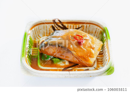 Packed Mackerel Simmered in Miso Packed Mackerel Simmered in Miso 106003811