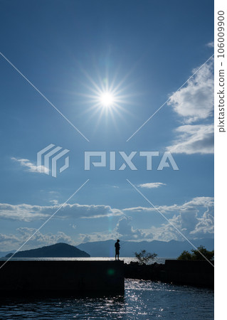 Lake Biwa in the midsummer sun and backlight Lake Biwa in the midsummer sun and backlight 106009900