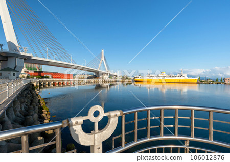 [Aomori Port: Aomori Bay Area] The bay area around Aomori Station is a sacred place for proposals. 106012876