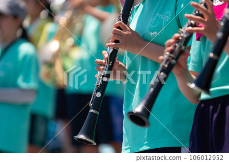 A brass band that supports high school baseball A brass band that supports high school baseball 106012952