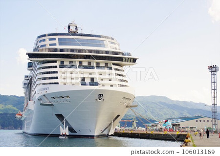 Large cruise ship MSC Bellissima calls at Miyako City, Iwate Prefecture 106013169