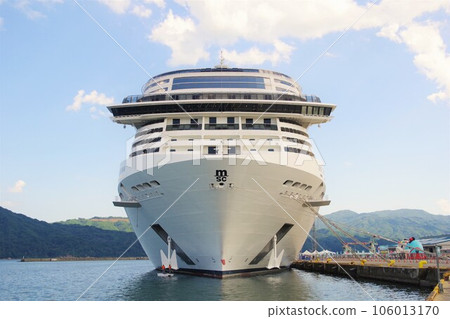 大型遊輪 MSC Bellissima 船頭正面 大型遊輪 MSC Bellissima 船頭正面 106013170
