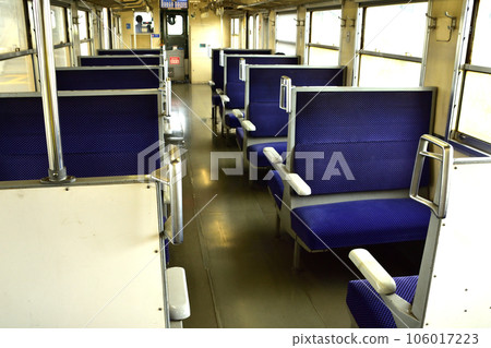 JR九州天草三隅線陰天的風景（2022年） 106017223