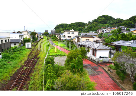 Scenery of the JR Kyushu Amakusa Misumi Line in a cloudy sky (2022) 106017246