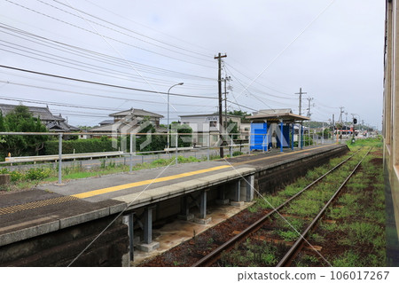 Scenery of the JR Kyushu Amakusa Misumi Line in a cloudy sky (2022) 106017267