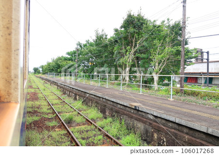 JR九州天草三隅線陰天的風景（2022年） 106017268