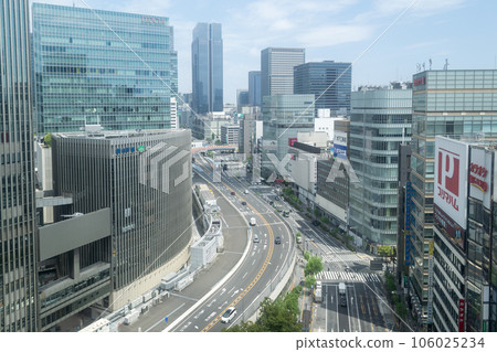Overlooking Tokyo Station from Ginza Overlooking Tokyo Station from Ginza 106025234