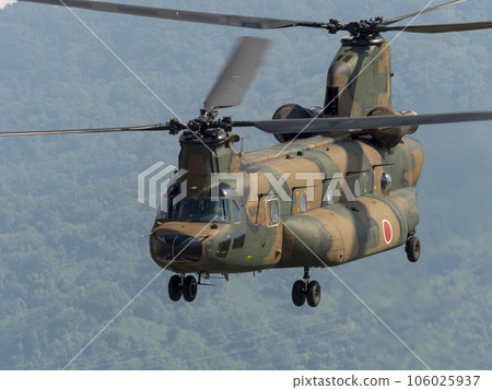 日本陸上自衛隊運輸直升機 CH-47JA 支奴干 106025937