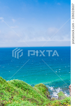 (北海道)夏季的神威岬 ・海岸線 (北海道)夏季的神威岬 ・海岸線 106028687