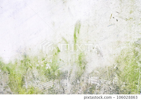 混凝土外牆上青苔的垃圾背景 混凝土外牆上青苔的垃圾背景 106028863