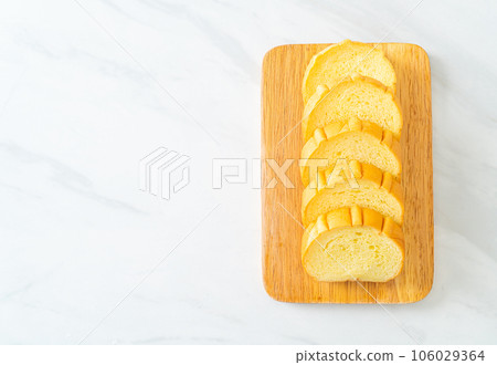 potatoes bread sliced on wood board potatoes bread sliced on wood board 106029364