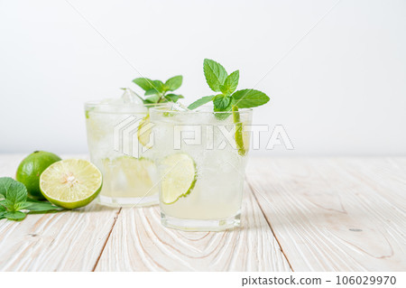 iced lime soda with mint iced lime soda with mint 106029970