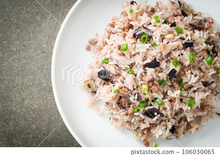 Fried Rice with Chinese Olives and Minced Pork Fried Rice with Chinese Olives and Minced Pork 106030065