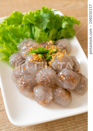 Steamed Tapioca Dumplings with Pork Steamed Tapioca Dumplings with Pork 106030157