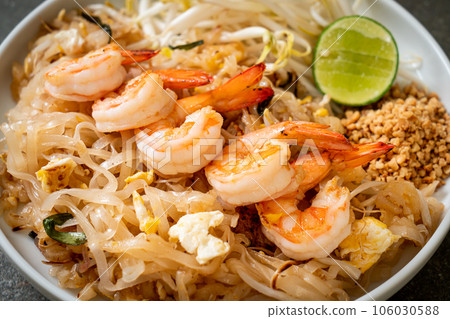 stir-fried noodles with shrimp and sprouts or Pad Thai stir-fried noodles with shrimp and sprouts or Pad Thai 106030588