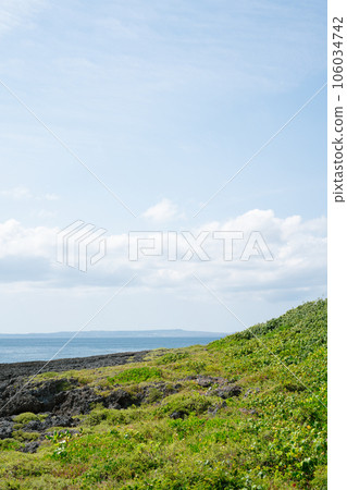 Eluanbi Park seascape in Kenting, Taiwan Eluanbi Park seascape in Kenting, Taiwan 106034742