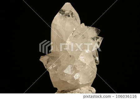 Fish eye stone / apophyllite 106036116