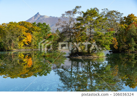 秋天的大沼和駒岳美景 秋天的大沼和駒岳美景 106036324