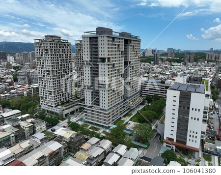 Social rented housing in Taipei city central. Social rented housing in Taipei city central. 106041380