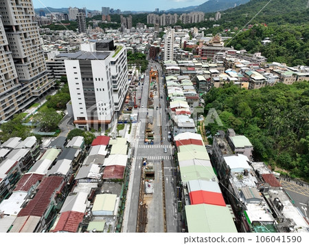 Taipei Metro system are under construction. Taipei Metro system are under construction. 106041590
