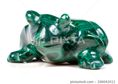 macro mineral stone toad from malachite macro mineral stone toad from malachite 106042011