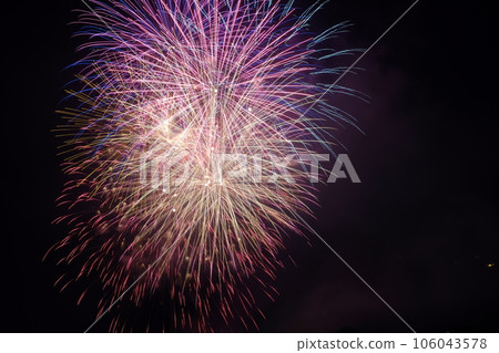 夏夜天空煙花 106043578