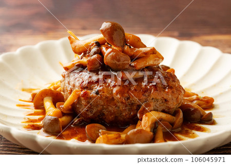 日式黃油醬油蘑菇漢堡 106045971