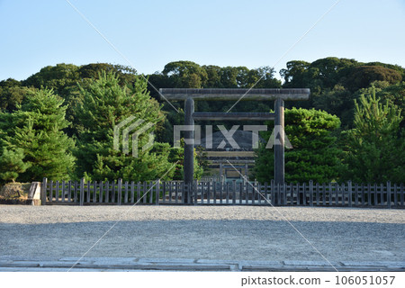 Emperor Meiji Fushimi-monoyama 106051057