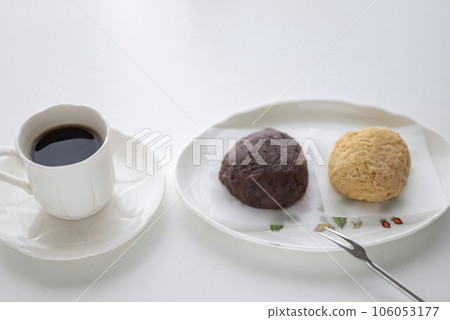 Ohagi with Japanese and Western style Ohagi with Japanese and Western style 106053177