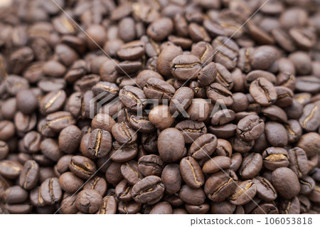 coffee beans 106053818