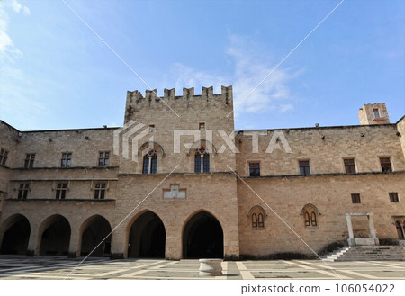 Rhodes Island, Grandmaster's Palace, Courtyard 106054022