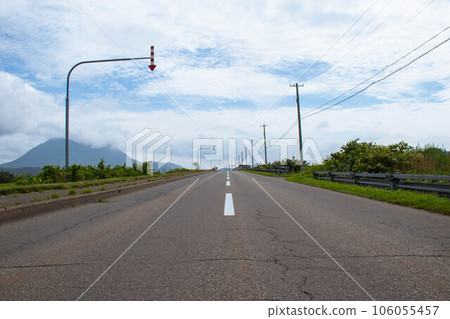 北海道的筆直道路 北海道的筆直道路 106055457
